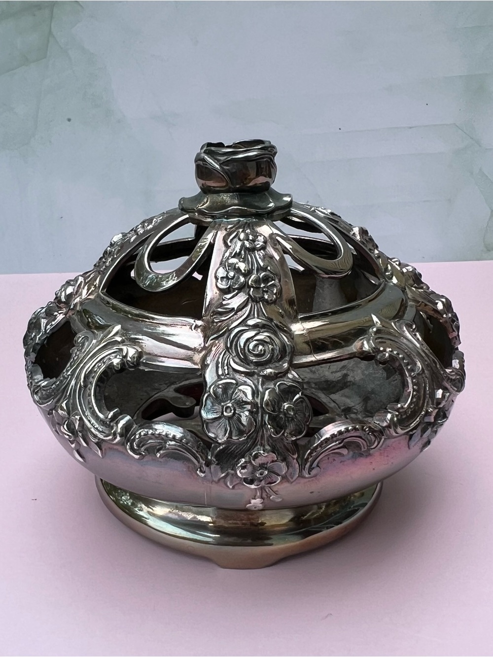Vintage Wallace Silver Ornate Rose Bowl Flower Frog Lid 83